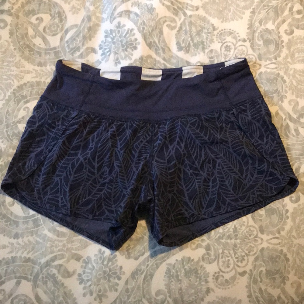 Lululemon Shorts Size 4 - Run Times Short